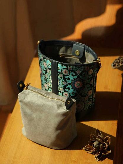 Women's Embroidered Tote Bag