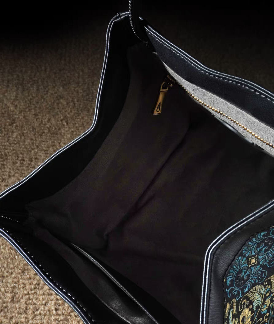 Women's Embroidered Handbag – Boho Purse & Tote for Daily or Evening Elegance